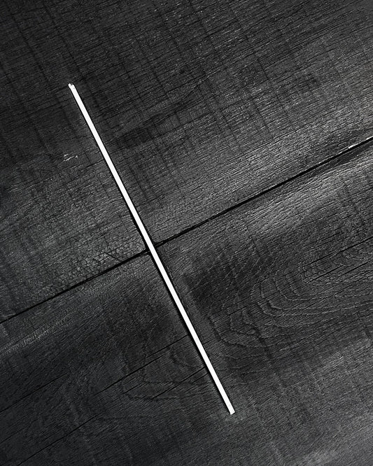 Table basse en chêne et aluminium