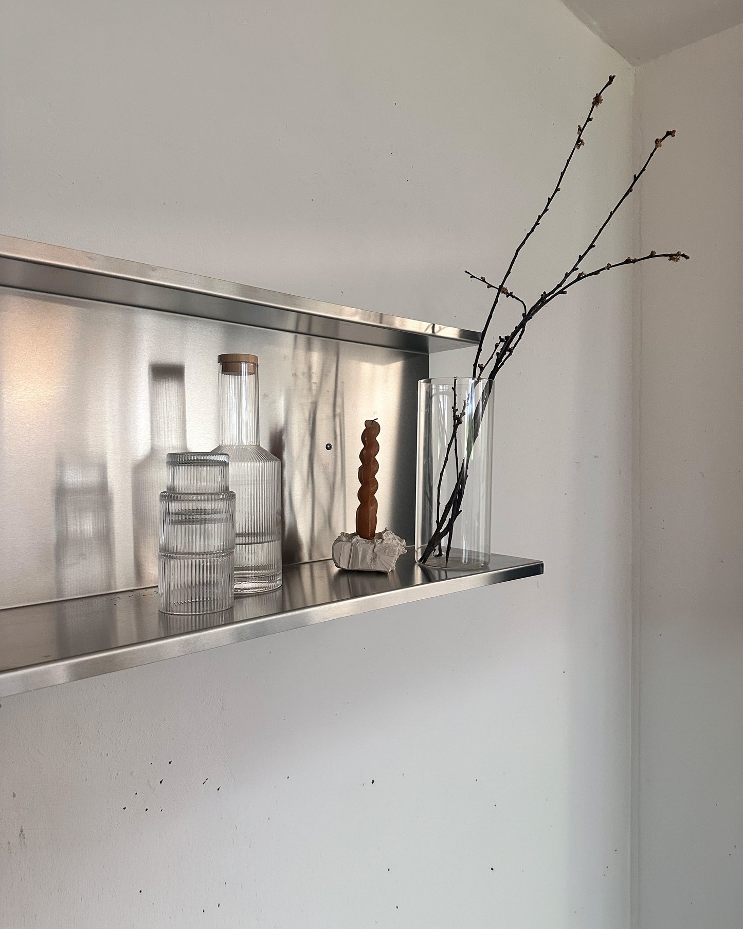 Aluminium Wall Cabinet