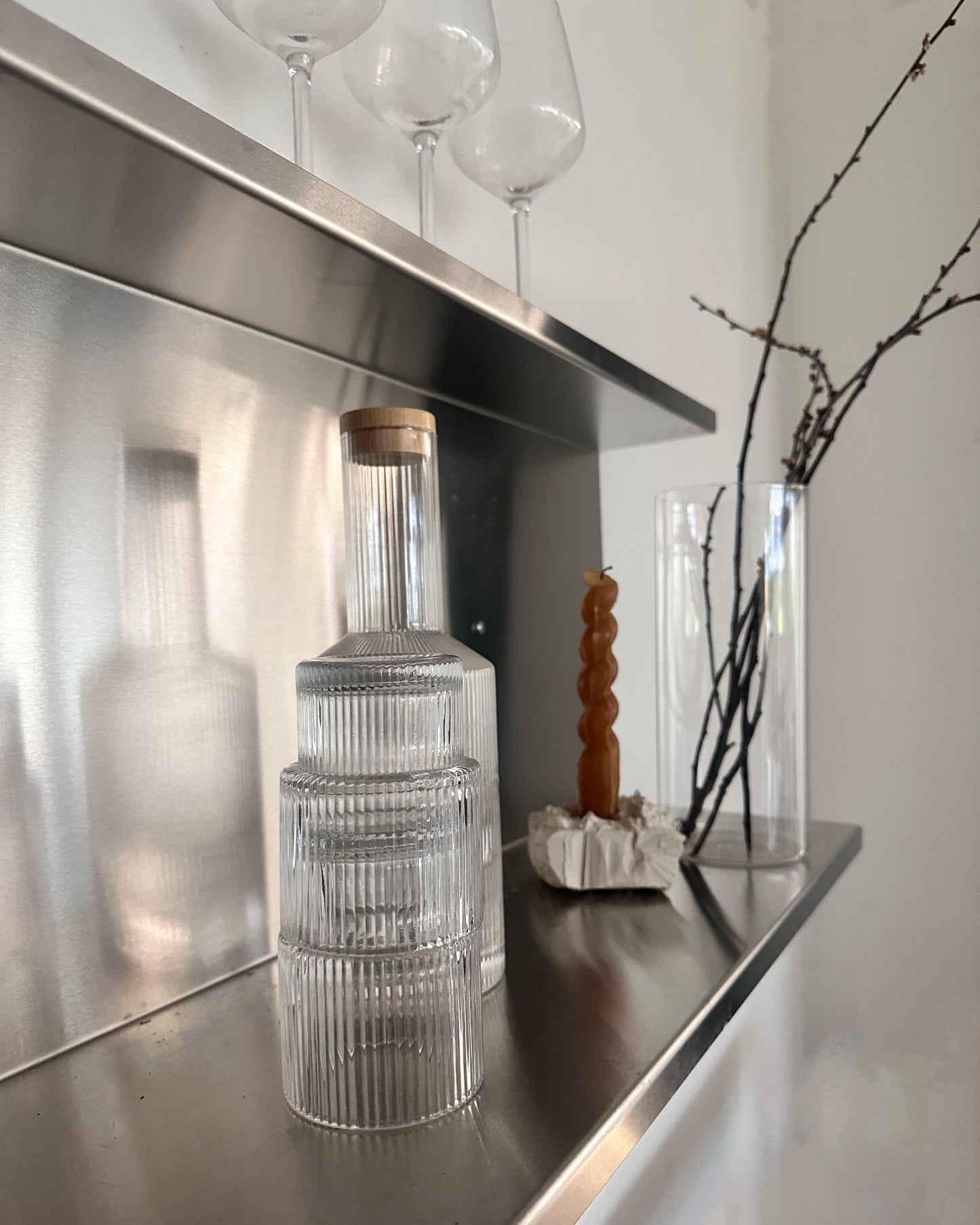 Aluminium Wall Cabinet