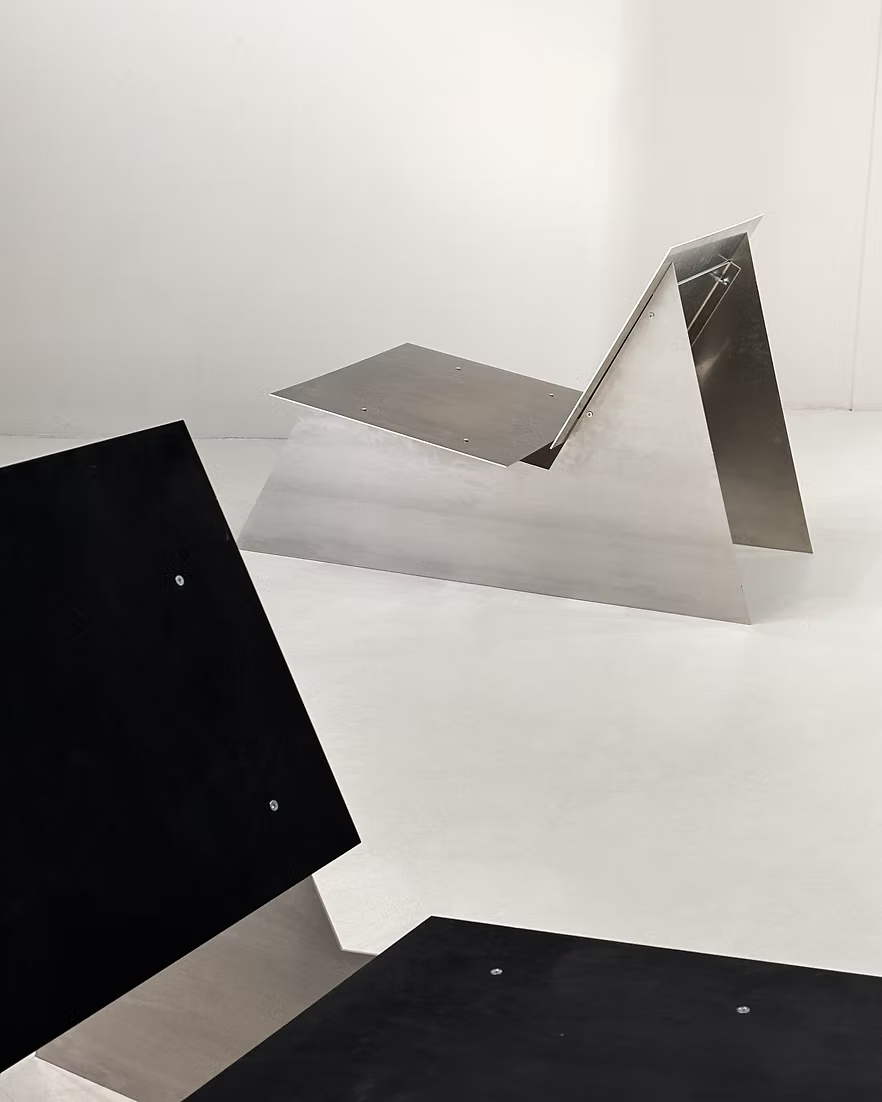 Blackwood - Aluminium Lounge Chair