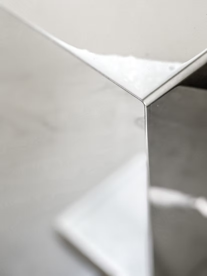 [LINEE] Mirror Polished Steel Lamp