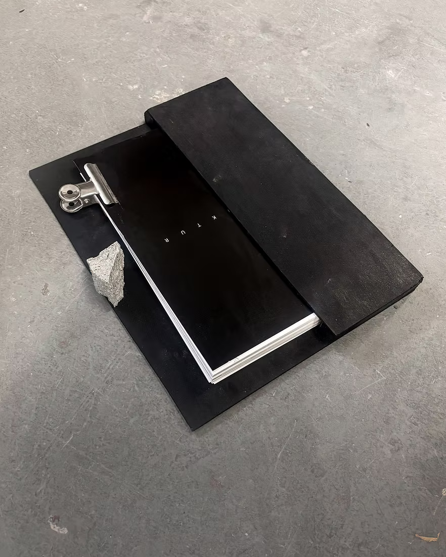 [03 - struktur] Illustrated Book