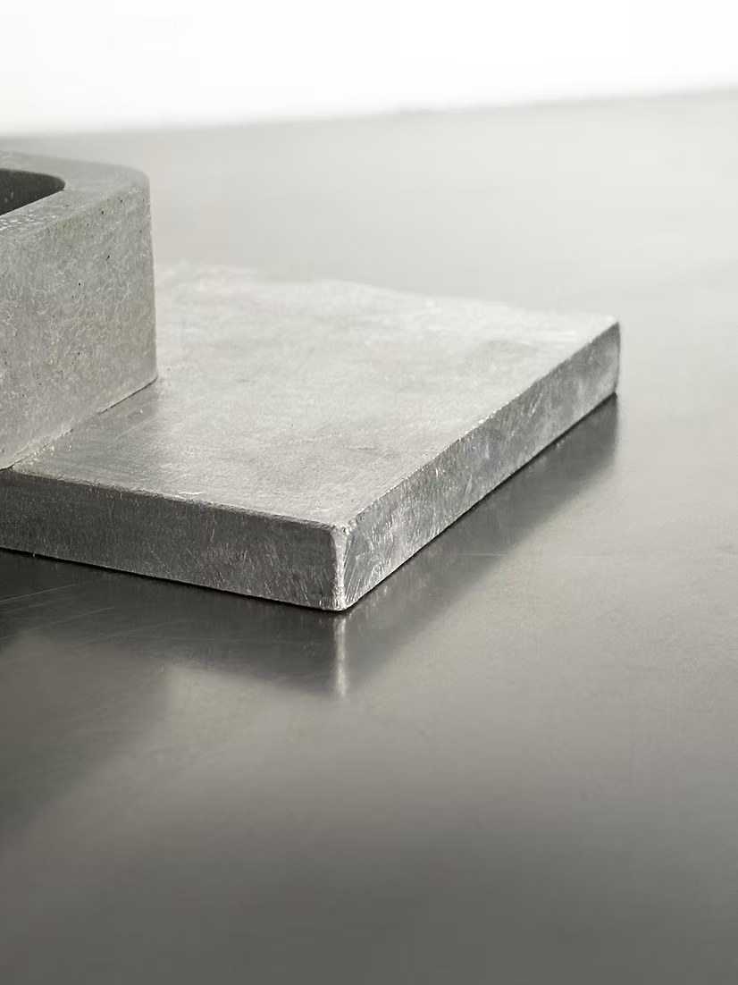 [NO SMOKE] Floating Ashtray