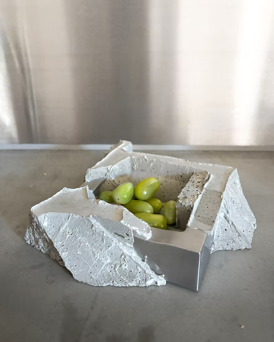 Stainless Steel & Concrete Tray