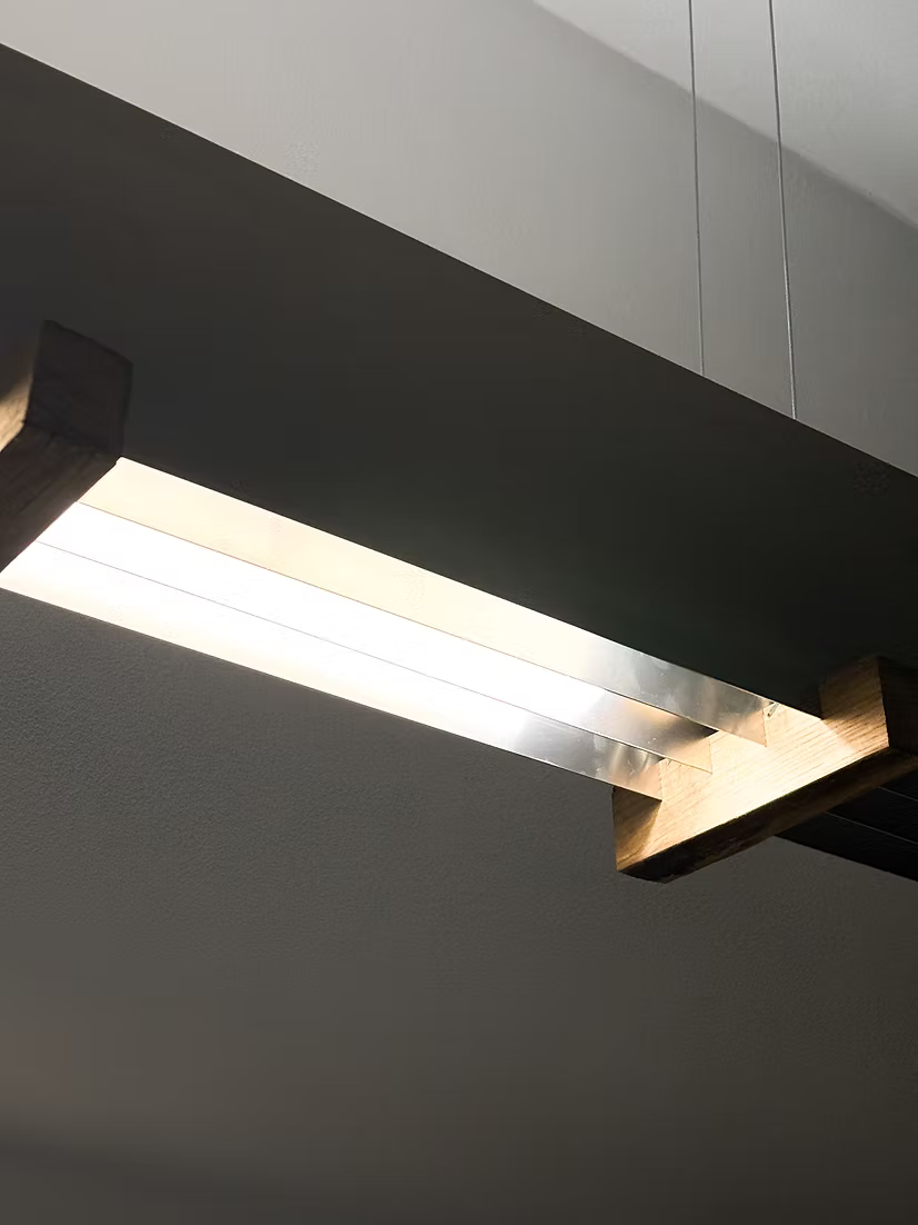 Linear Pendant Lamp