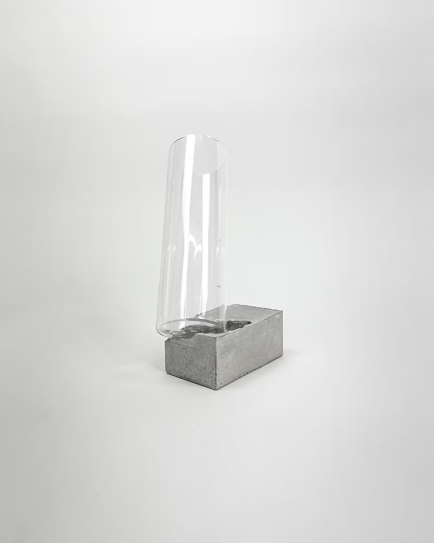 [PEAK] Concrete and Glass Flower Vase