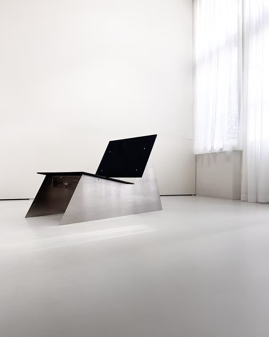 Blackwood - Aluminium Lounge Chair