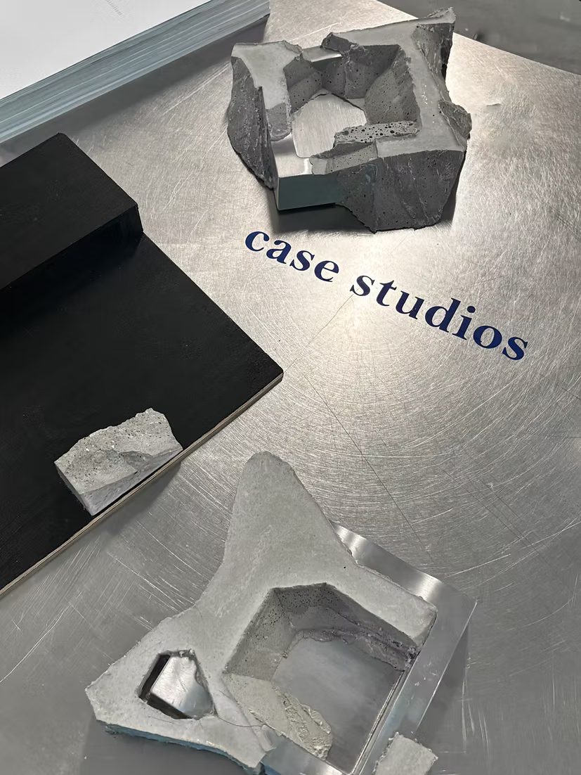 Stainless Steel & Concrete Tray