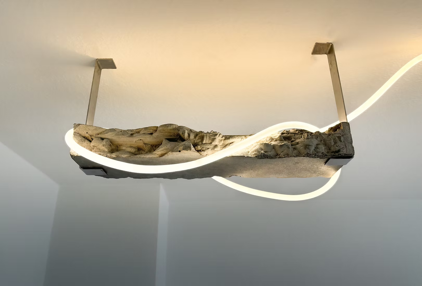 [FLOAT] Sculptural Concrete Ceiling Lamp