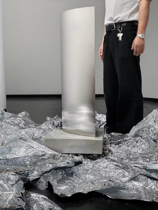 [ESSENZ] Sculptural Stainless Steel Lamp