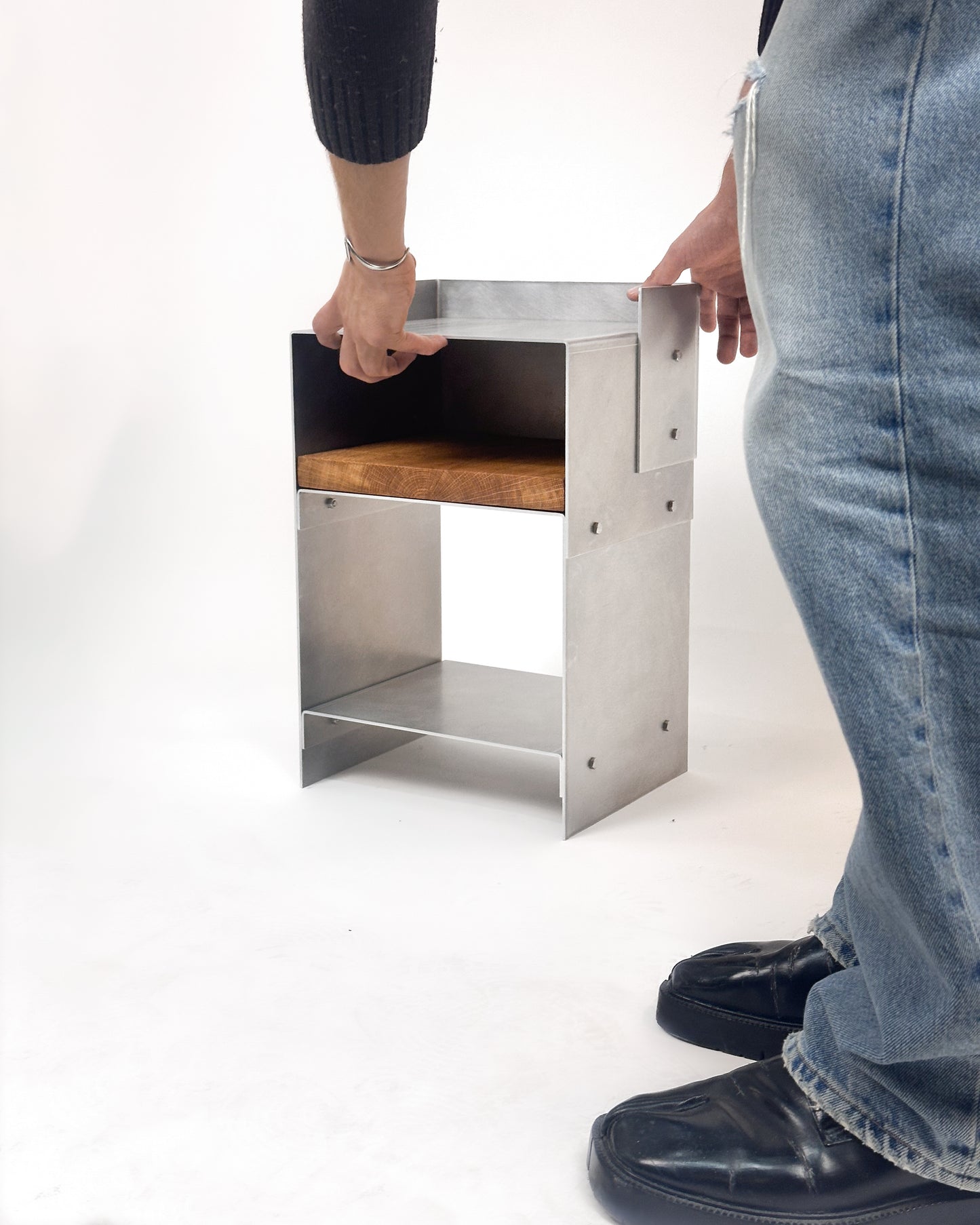 Matted Aluminium - Oak Wood Sidetable