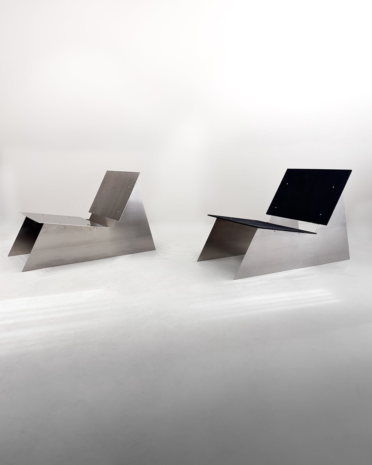 Aluminium Lounge Chair - Customizable