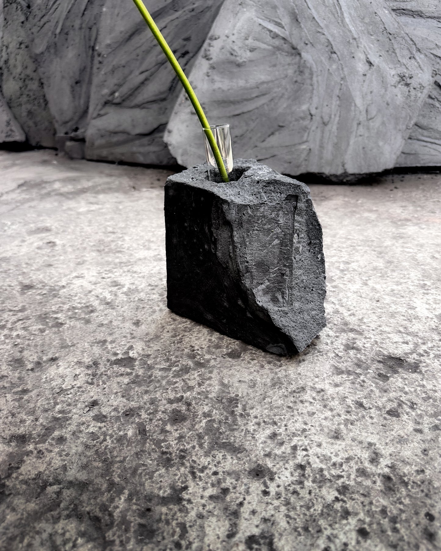 Black Concrete Flower Vases