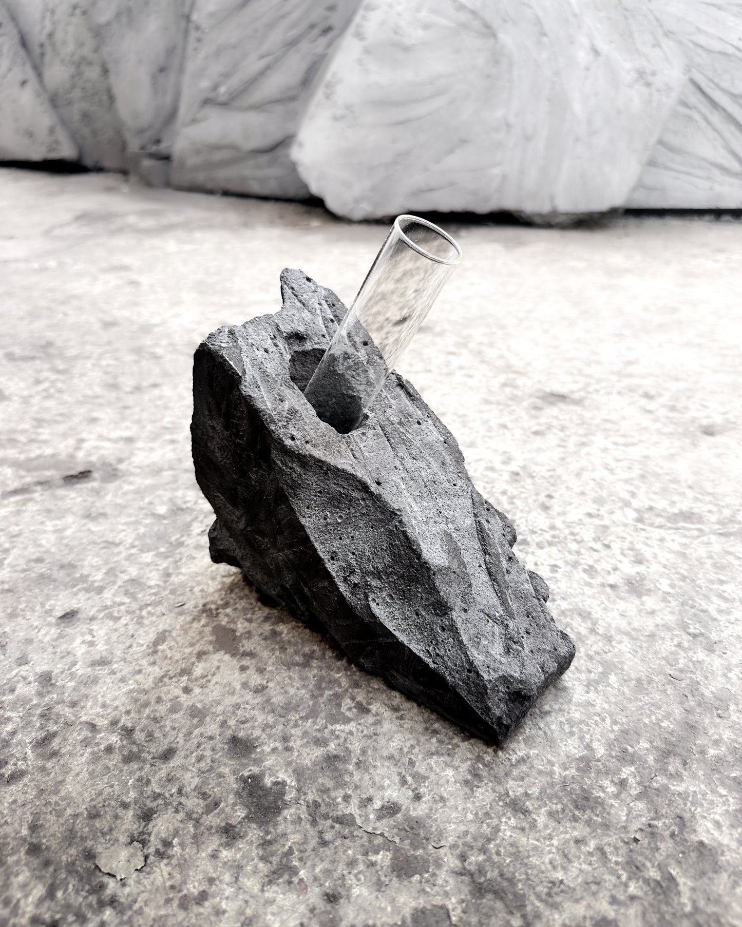 Black Concrete Flower Vases