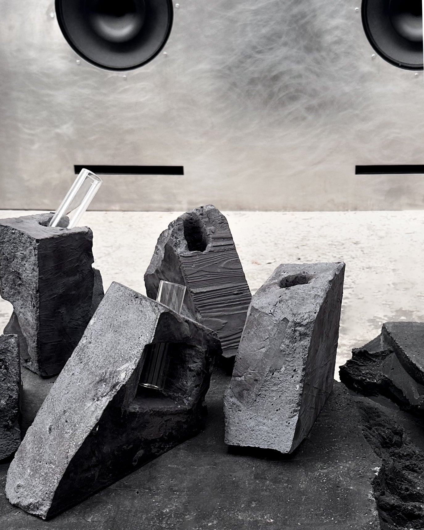 Black Concrete Flower Vases