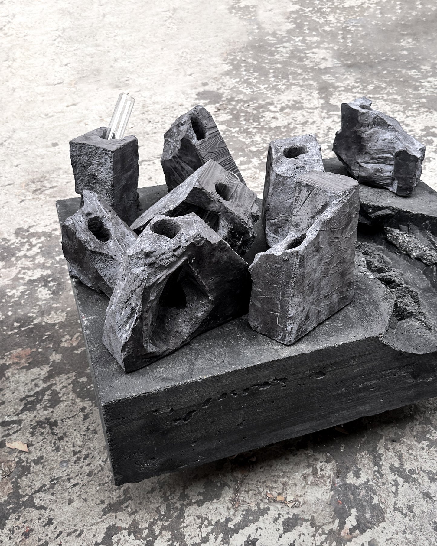 Black Concrete Flower Vases